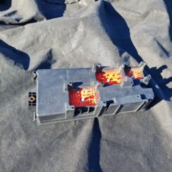 Drošinātāju bloks priekš OPEL VECTRA C 2008