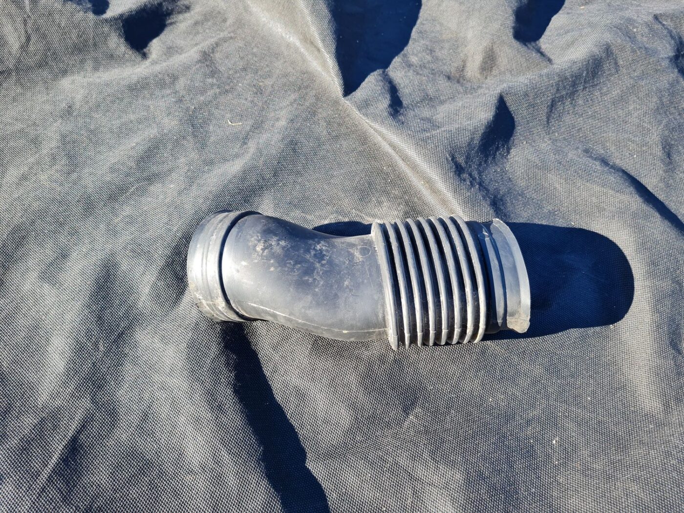 Gaisa filtra korpusa caurule priekš OPEL VECTRA C 2008