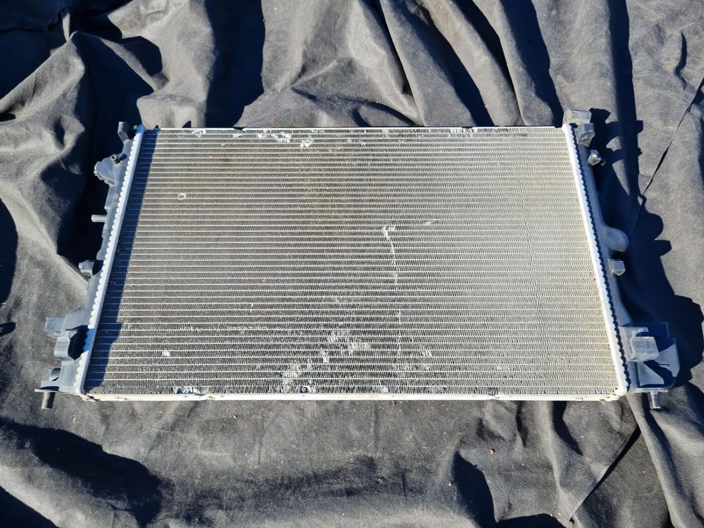 Dzesēšanas radiators priekš OPEL VECTRA C 2008