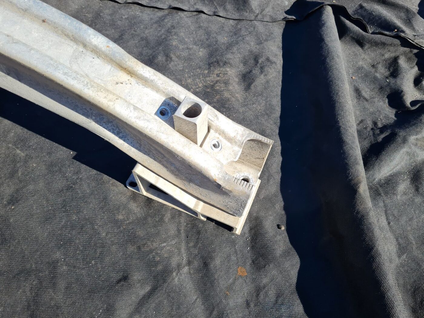 Aizmugurējā bufera pastiprinātājs priekš OPEL VECTRA C 2008 4 Aizmugurējā bufera pastiprinātājs priekš OPEL VECTRA C 2008