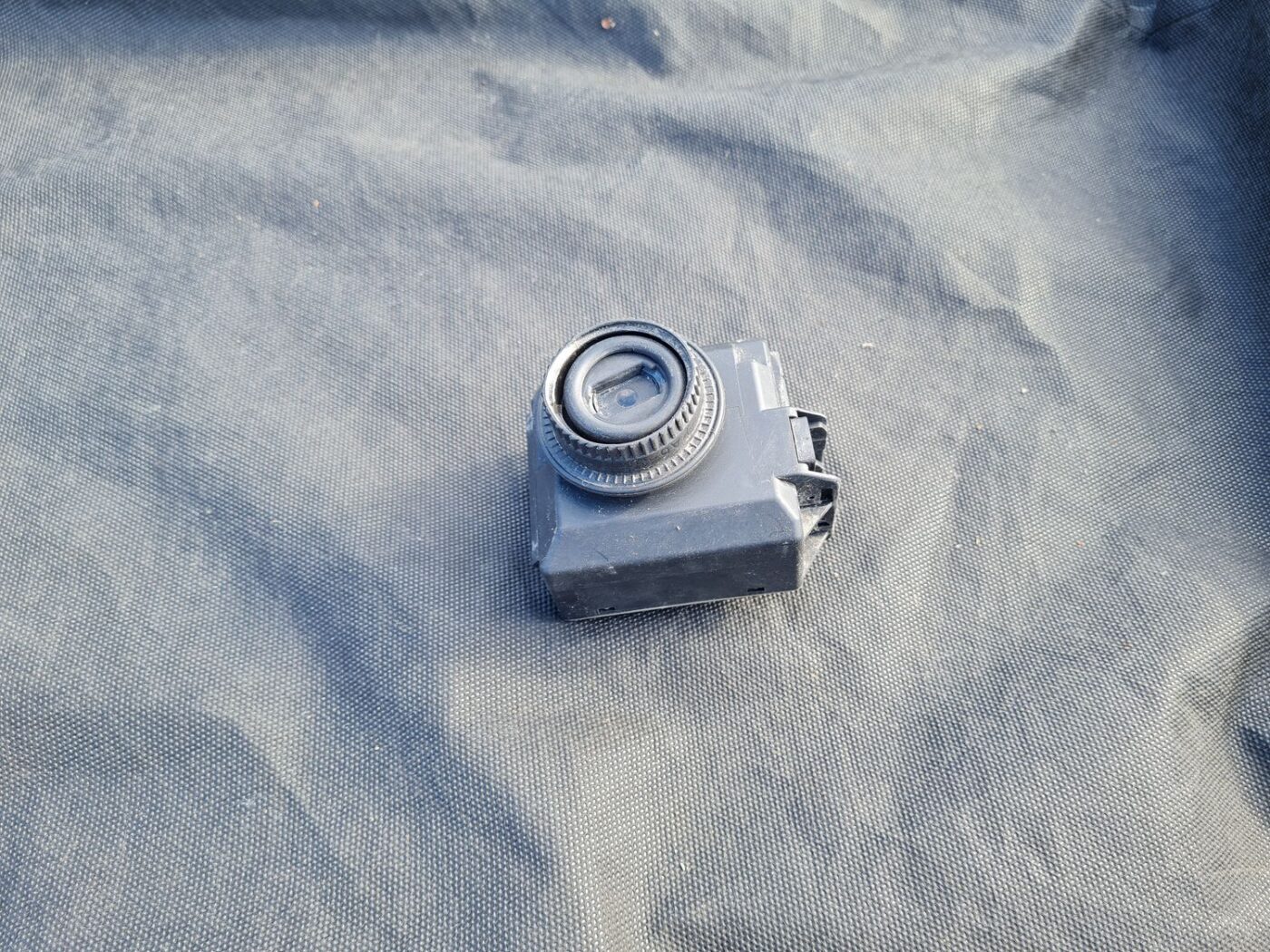 Aizdedzes slēdzene priekš MERCEDES BENZ E250 W212 2014 1 Aizdedzes slēdzene priekš MERCEDES BENZ E250 W212 2014