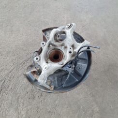 Stūres šarnīrs aizmugurē pa labi priekš MERCEDES BENZ E250 W212 2014