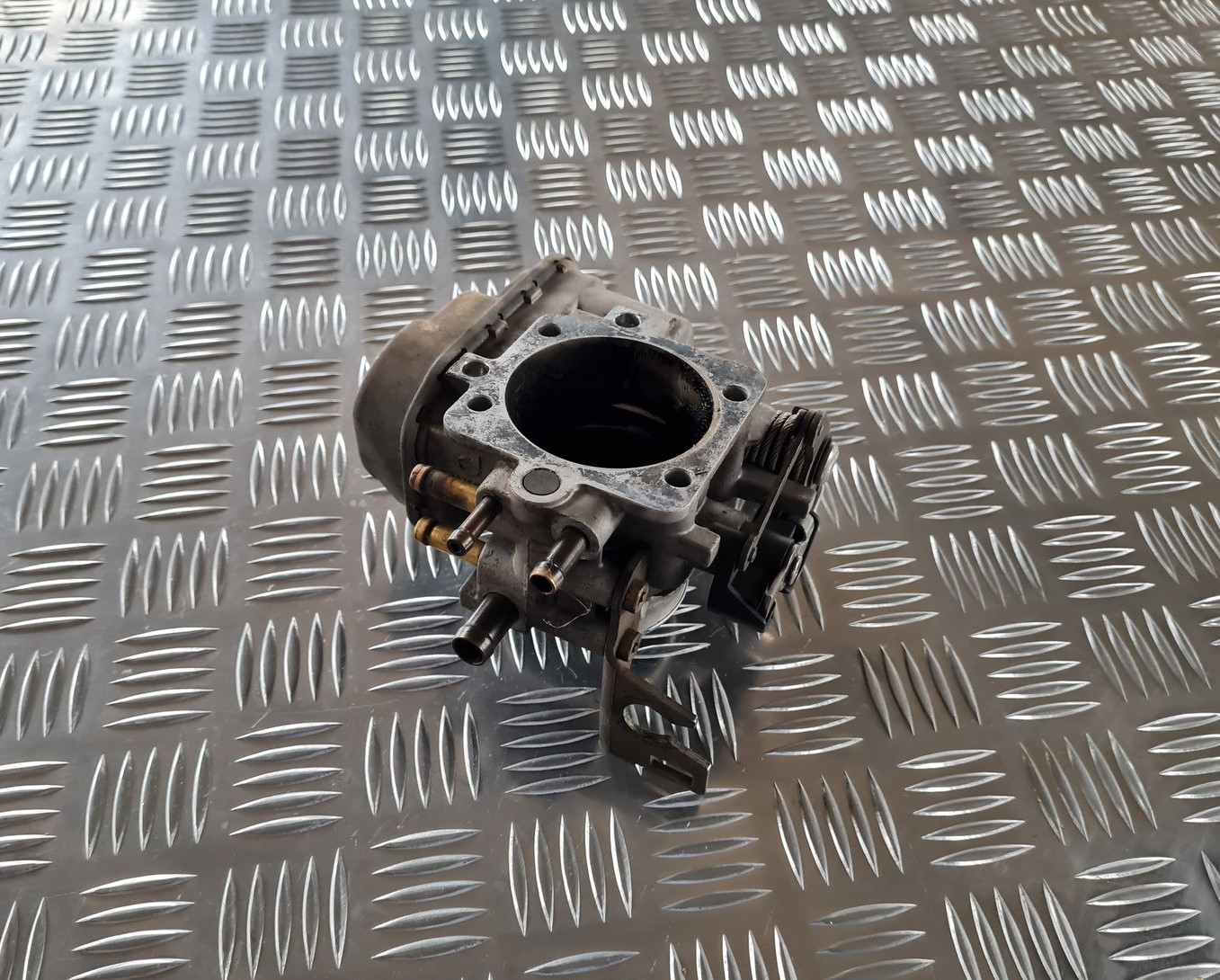 Droseļvārsts priekš OPEL ZAFIRA 1999