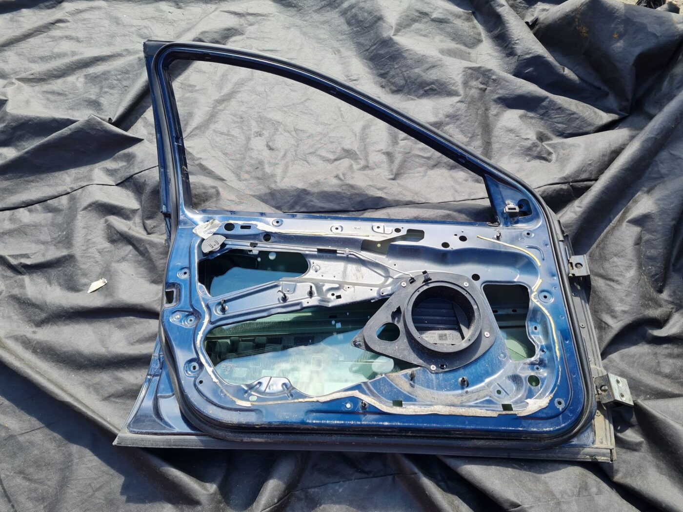 Priekšējās kreisās durvis priekš PEUGEOT 607 2010