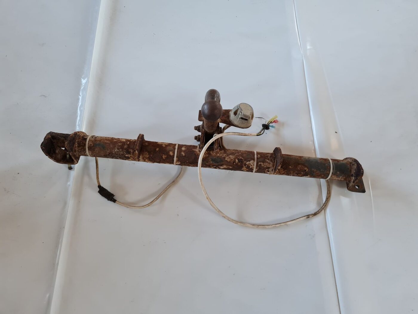 Sakabes ierīce (farkops) priekš OPEL ZAFIRA 1999 1 Sakabes ierīce (farkops) priekš OPEL ZAFIRA 1999