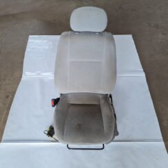 Priekšējais kreisais sēdeklis priekš OPEL ZAFIRA 1999