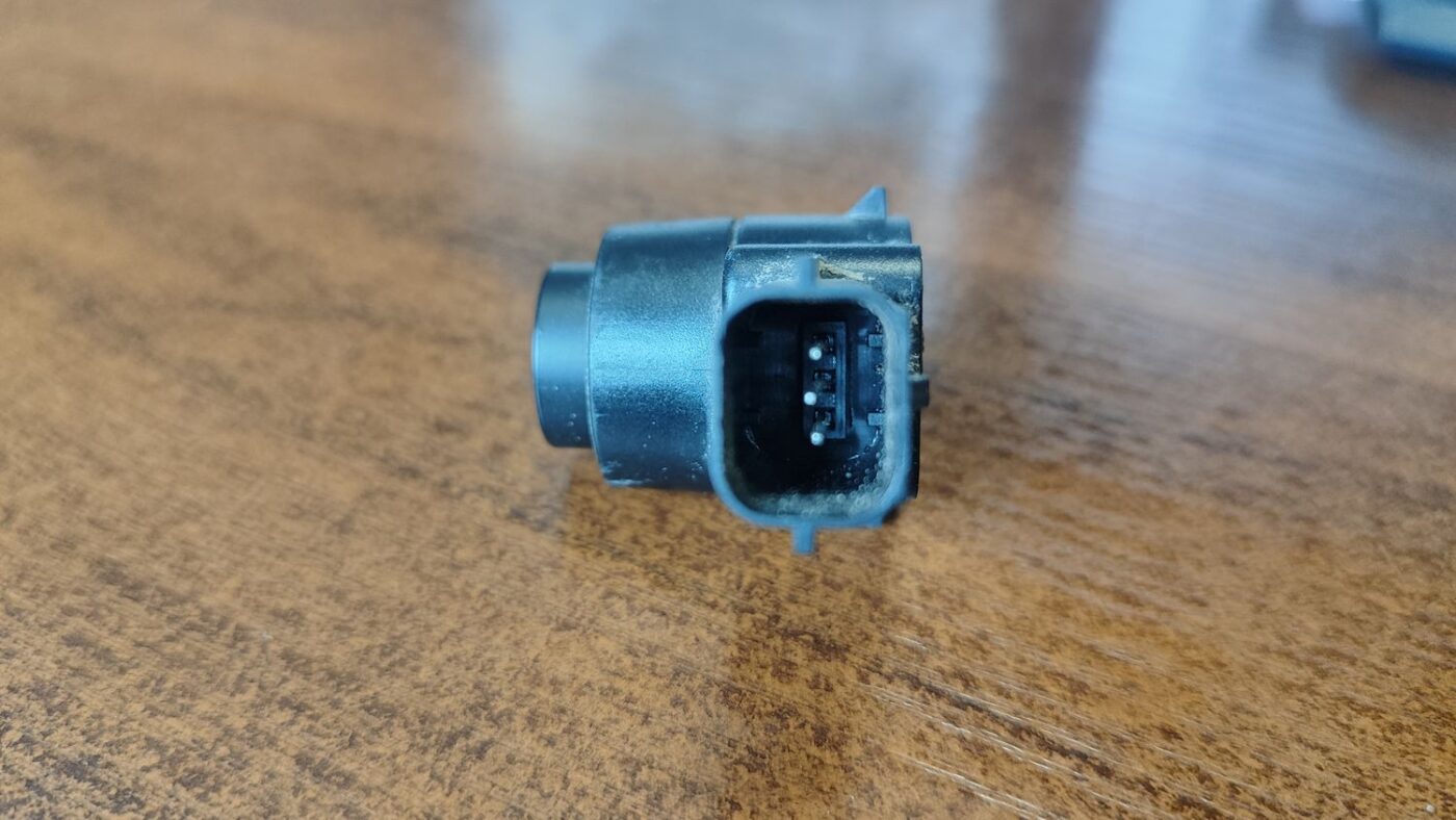 Parkošanās devējs priekš OPEL INSIGNIA SPORTS TOURER 2010 4 Parkošanās devējs priekš OPEL INSIGNIA SPORTS TOURER 2010