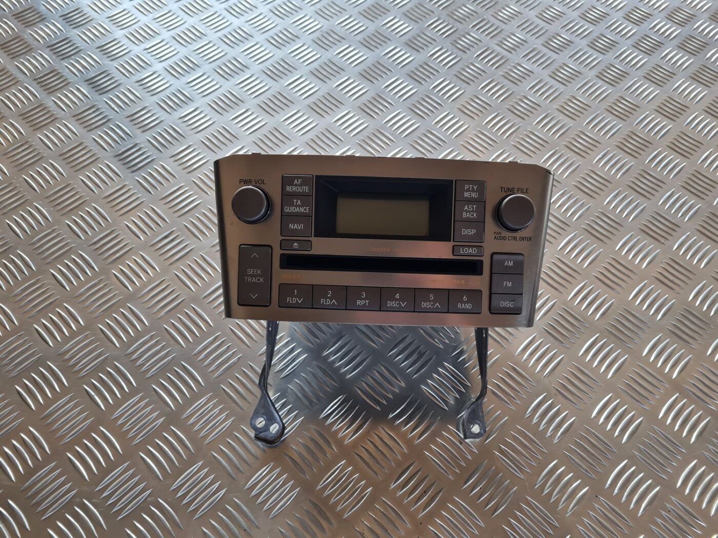 CD/DVD/Navigācijas bloks priekš TOYOTA AVENSIS 2007 1 CD/DVD/Navigācijas bloks priekš TOYOTA AVENSIS 2007