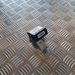 Priekšējo lukturu releja priekš TOYOTA AVENSIS 2007