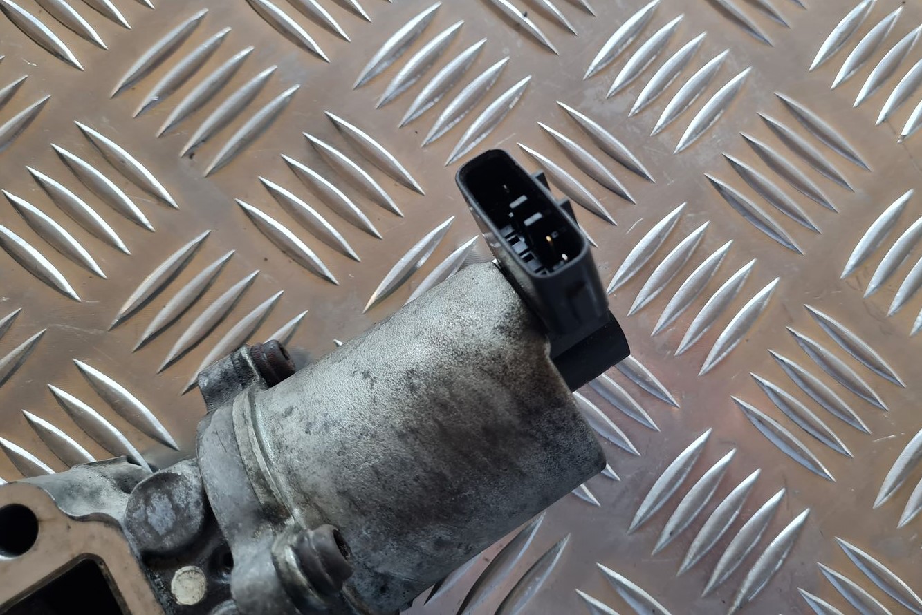 EGR vārsts priekš TOYOTA AVENSIS 2007 5 EGR vārsts priekš TOYOTA AVENSIS 2007