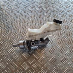 Bremžu pastiprinātāja galvenais cilindrs priekš TOYOTA AVENSIS 2007