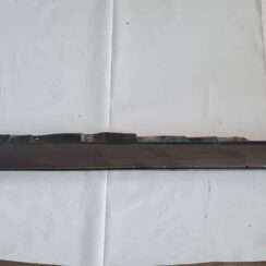 Ārēja sliekšņa laba uzlika priekš TOYOTA AVENSIS 2007