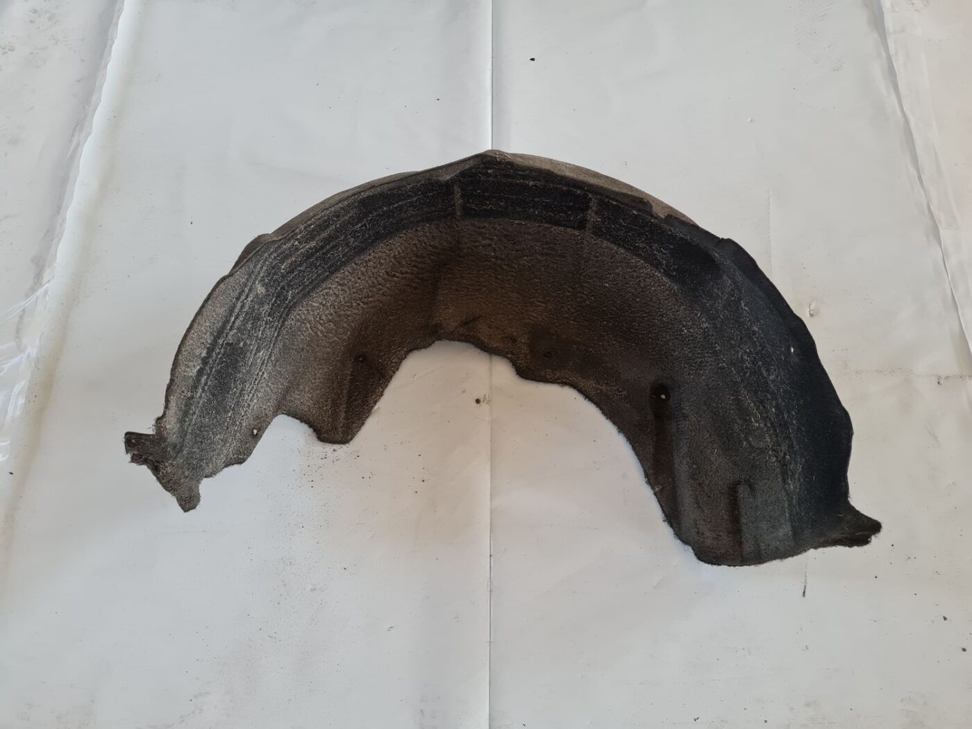 Aizmugurējais labais paspārns priekš TOYOTA AVENSIS 2007