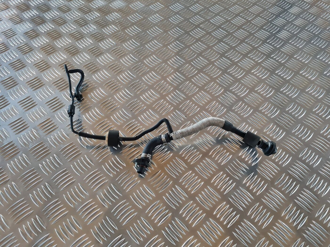 Vakuuma bremžu pastiprinātāja caurule priekš AUDI A6 AVANT 2006 S-LINE 1 Vakuuma bremžu pastiprinātāja caurule priekš AUDI A6 AVANT 2006 S-LINE