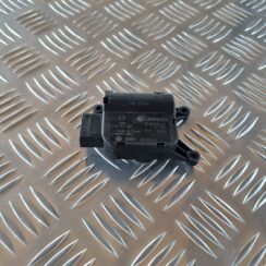 Apsildes sistēmas aktuators priekš AUDI A6 AVANT 2006 S-LINE