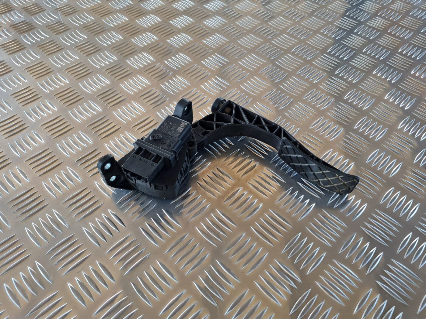 Gāzes pedālis priekš AUDI A6 AVANT 2006 S-LINE