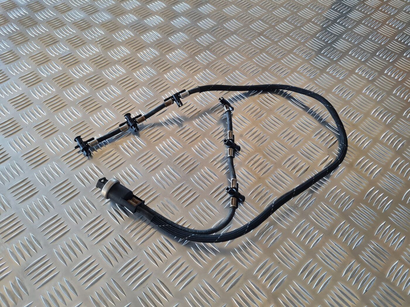 Degvielas atgriešanas caurule priekš AUDI A6 AVANT 2006 S-LINE