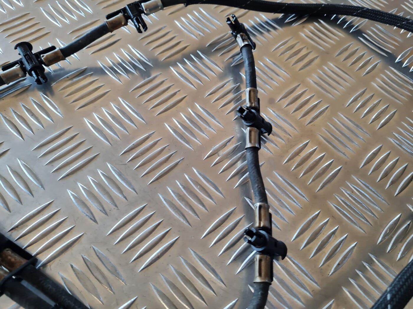 Degvielas atgriešanas caurule priekš AUDI A6 AVANT 2006 S-LINE