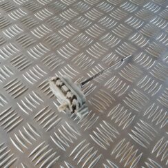 Bagažnieka vāka slēdzenes motors priekš AUDI A4 2000 AVANT