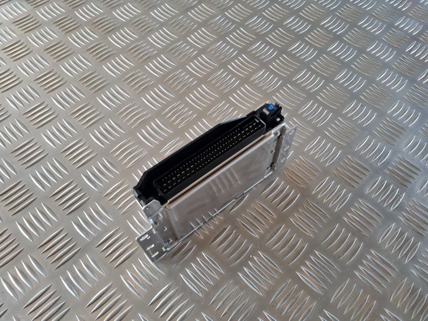 ESP vadības bloks priekš AUDI A4 2000 AVANT 3 ESP vadības bloks priekš AUDI A4 2000 AVANT