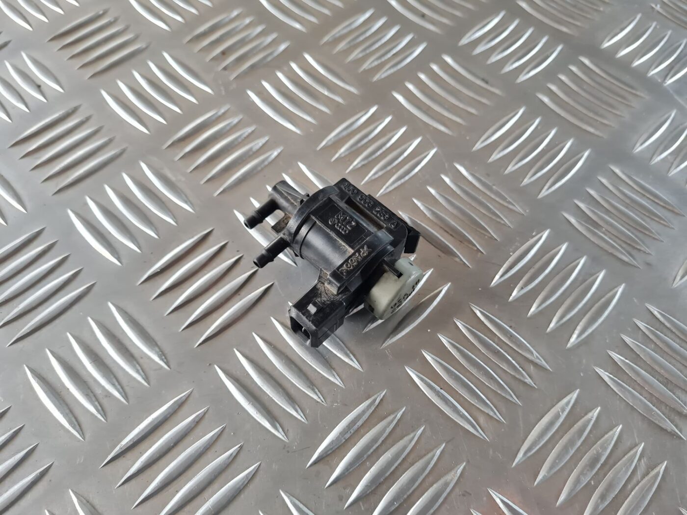 Solenoīda vakuuma vārsts priekš AUDI A4 2000 AVANT