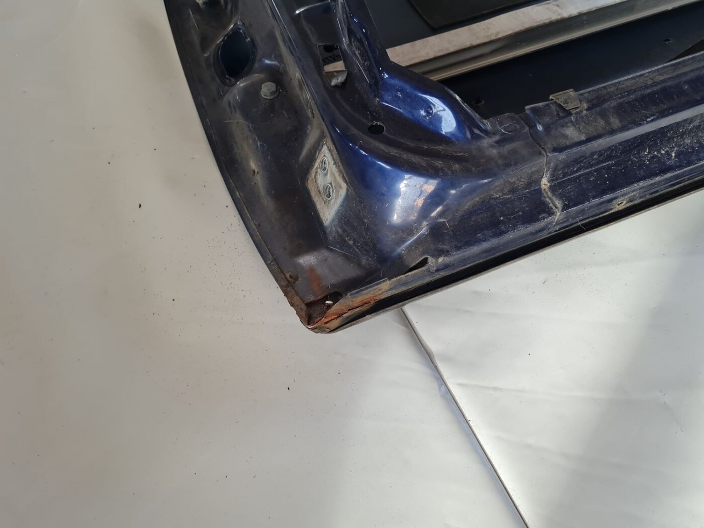 Priekšējās labās durvis priekš AUDI A4 2000 AVANT 3 Priekšējās labās durvis priekš AUDI A4 2000 AVANT