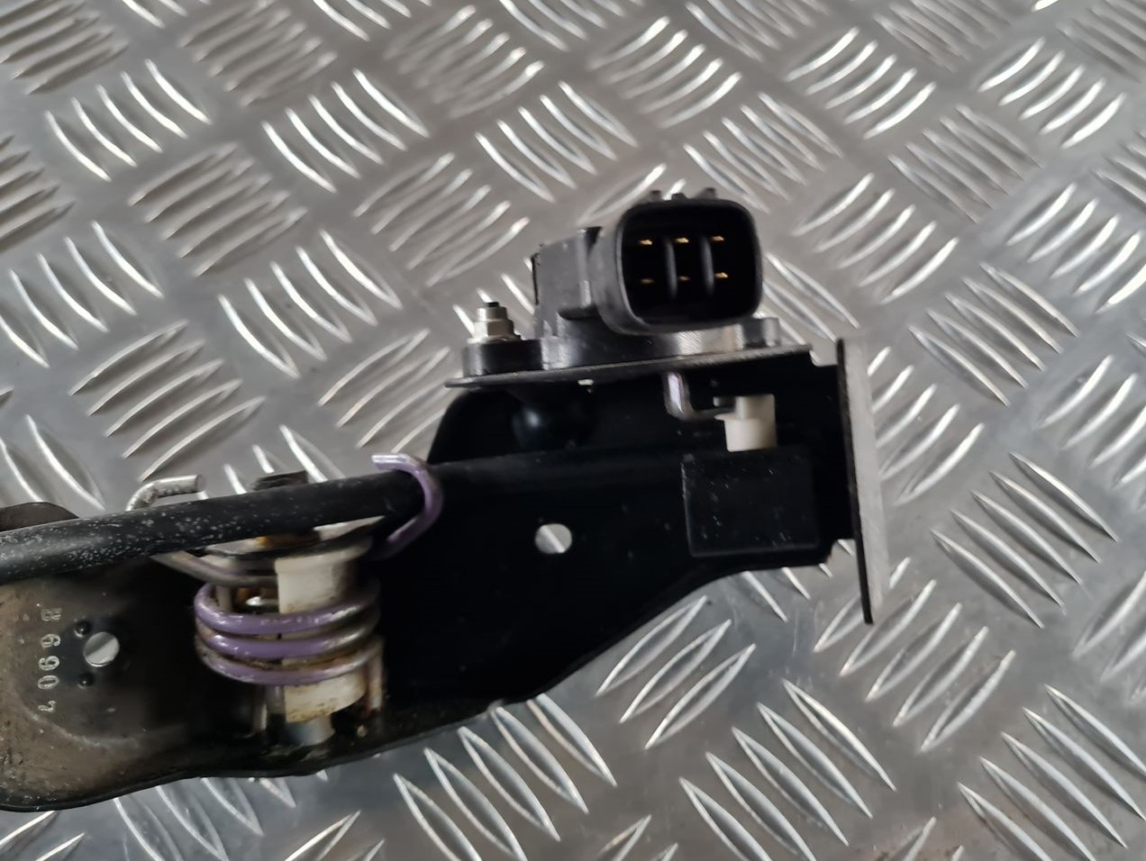 Gāzes pedālis priekš TOYOTA AVENSIS 2007