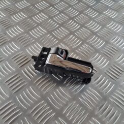 Salona durvju rokturis, priekšējais kreisais priekš TOYOTA AVENSIS 2007