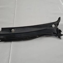 Vējstikla uzlikas (deflektora) režģis priekš TOYOTA AVENSIS 2007