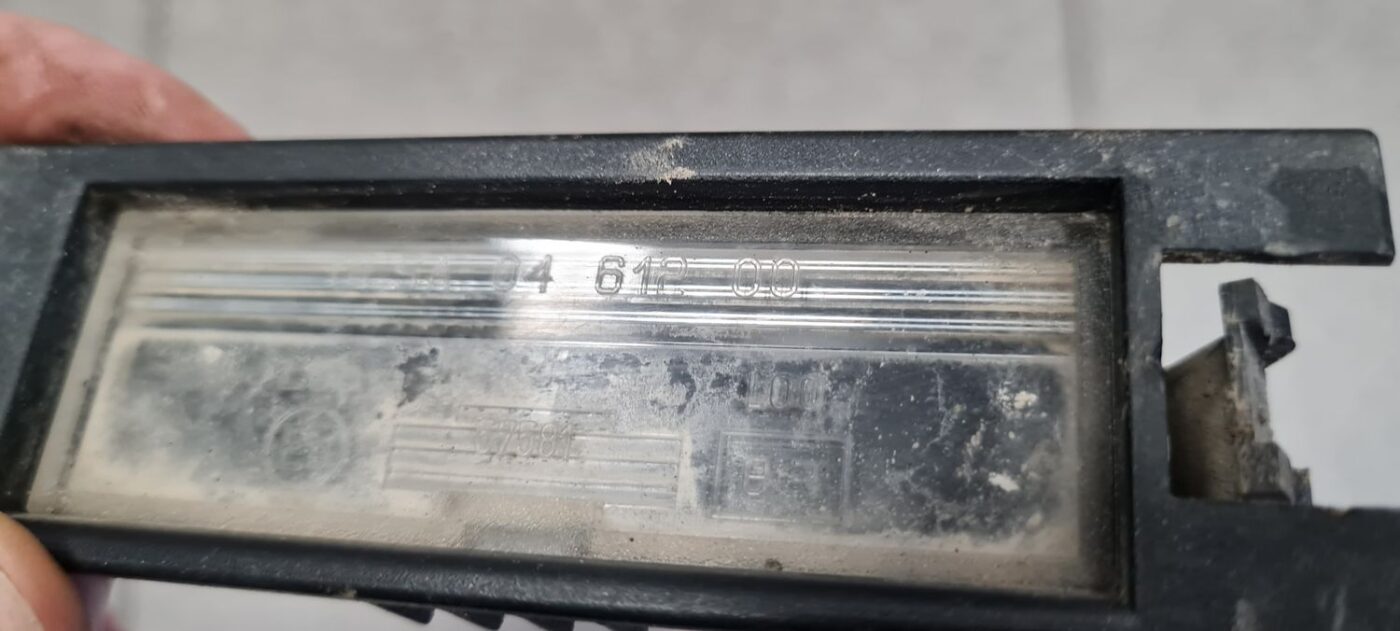 Numura zīmes apgaismojums priekš OPEL VECTRA C 2006 6 Numura zīmes apgaismojums priekš OPEL VECTRA C 2006