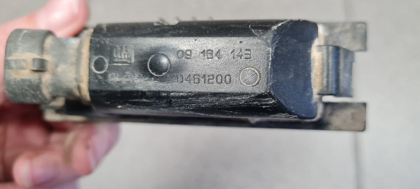 Numura zīmes apgaismojums priekš OPEL VECTRA C 2006 4 Numura zīmes apgaismojums priekš OPEL VECTRA C 2006