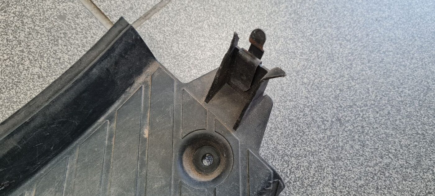 Kāju balsta pedālis priekš AUDI A4 2001 SEDAN 5 Kāju balsta pedālis priekš AUDI A4 2001 SEDAN