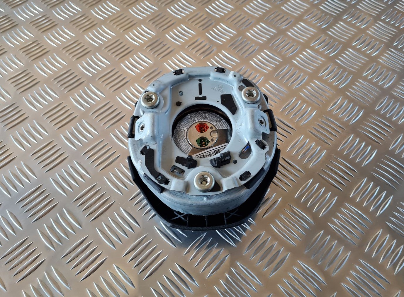 Stūres drošības spilvens priekš AUDI A6 2008 4 Stūres drošības spilvens priekš AUDI A6 2008