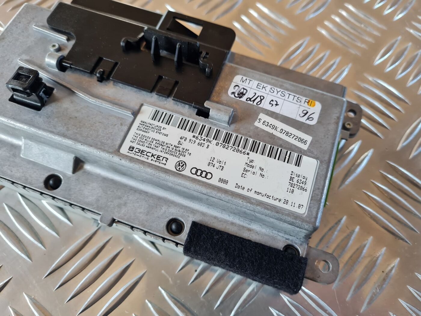 Displejs priekš AUDI A6 2008