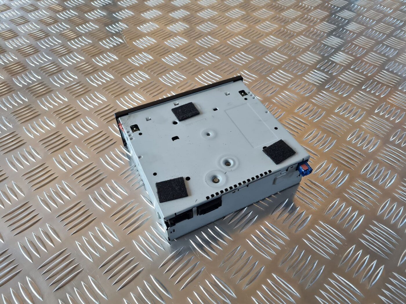 CD/DVD/Navigācijas bloks priekš AUDI A6 2008 2 CD/DVD/Navigācijas bloks priekš AUDI A6 2008