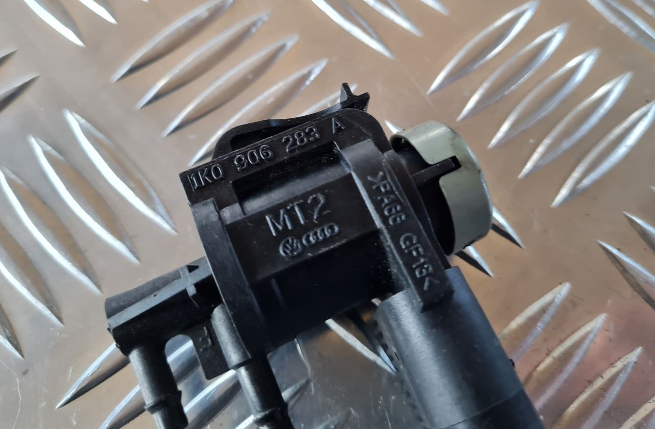 Solenoīda vakuuma vārsts priekš AUDI A6 2008