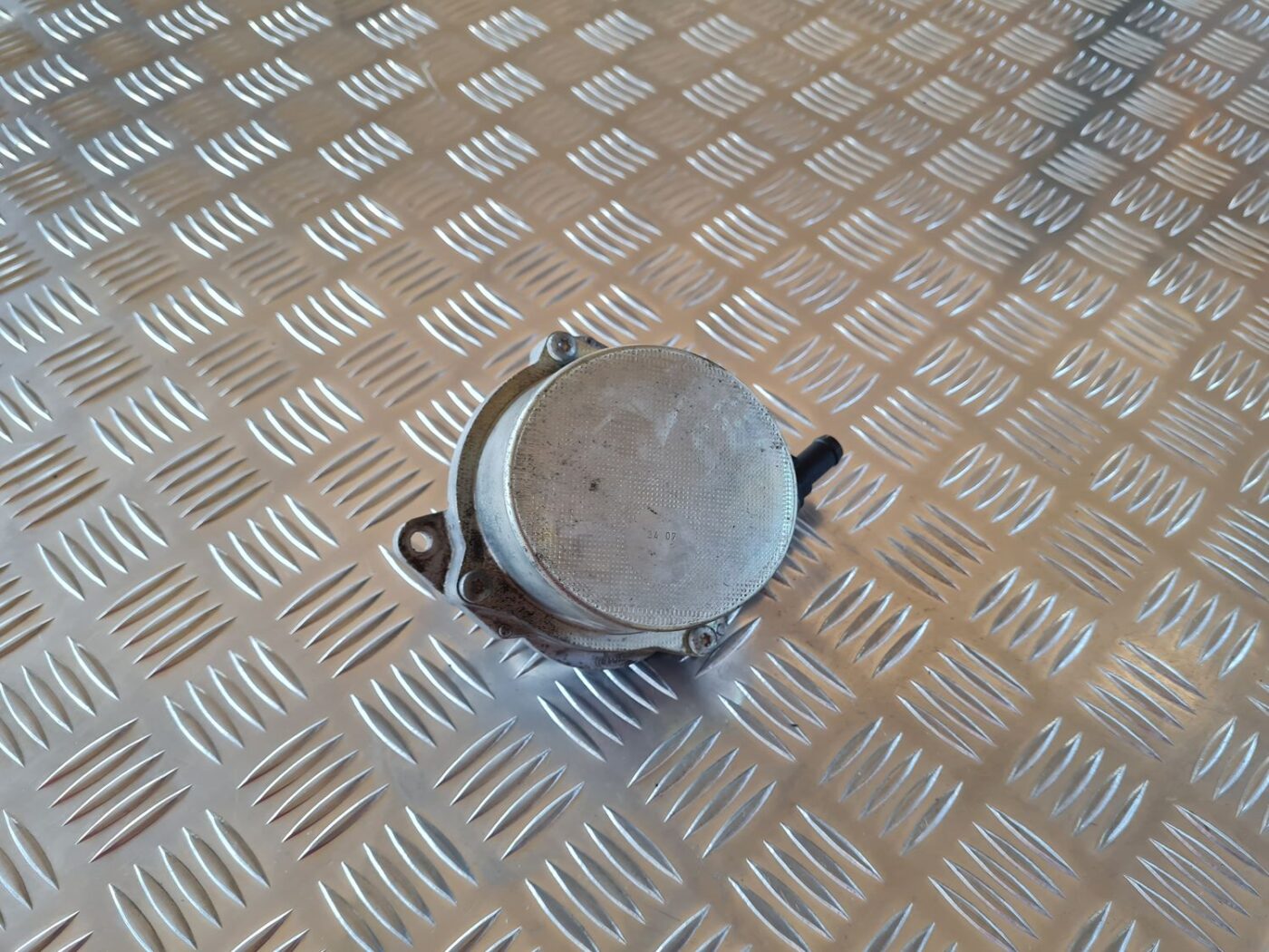 Vakuuma sūknis priekš AUDI A6 2008 2 Vakuuma sūknis priekš AUDI A6 2008