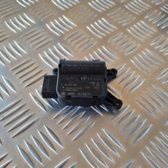 Apsildes sistēmas aktuators priekš AUDI A6 2008