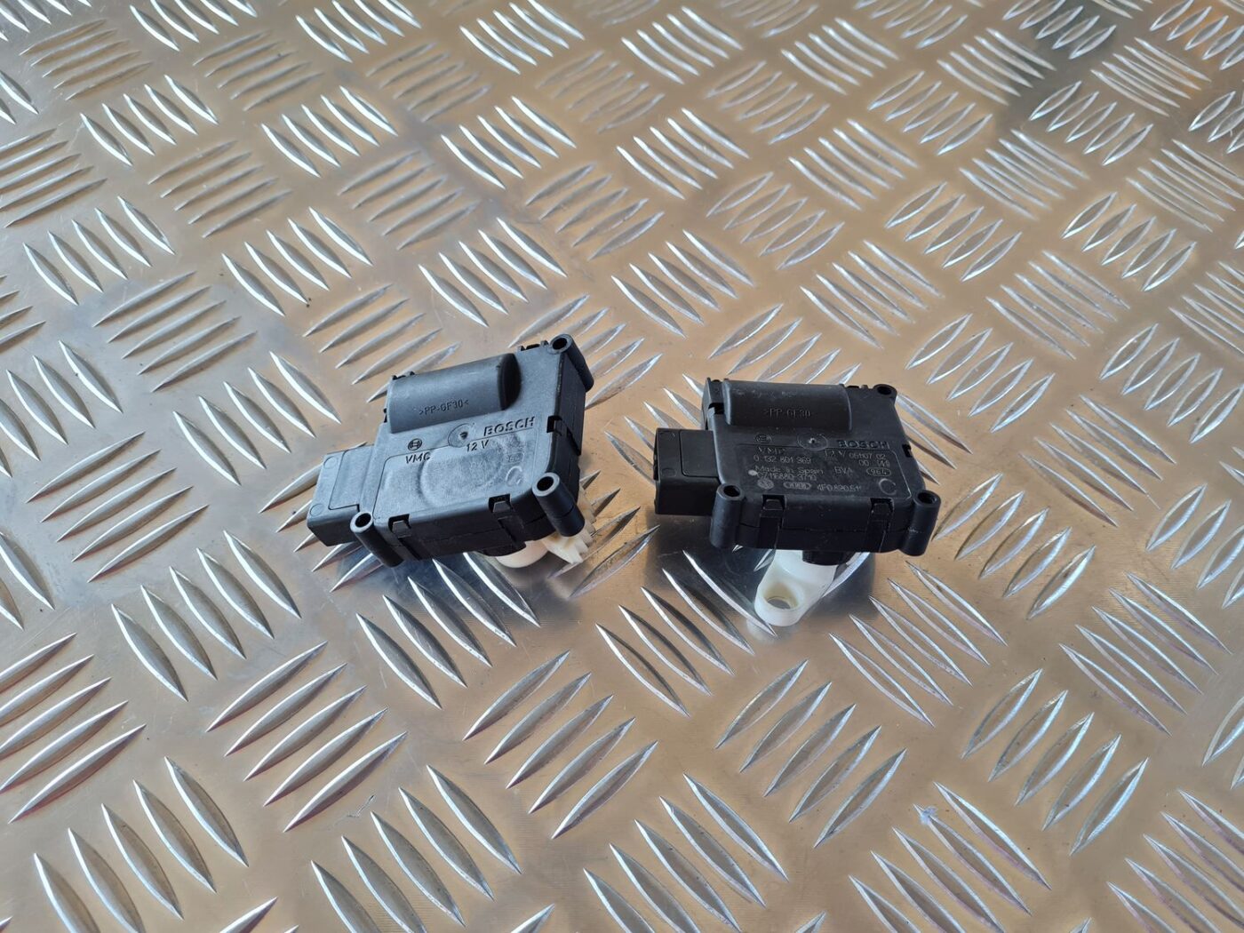 Apsildes sistēmas aktuators priekš AUDI A6 2008 1 Apsildes sistēmas aktuators priekš AUDI A6 2008