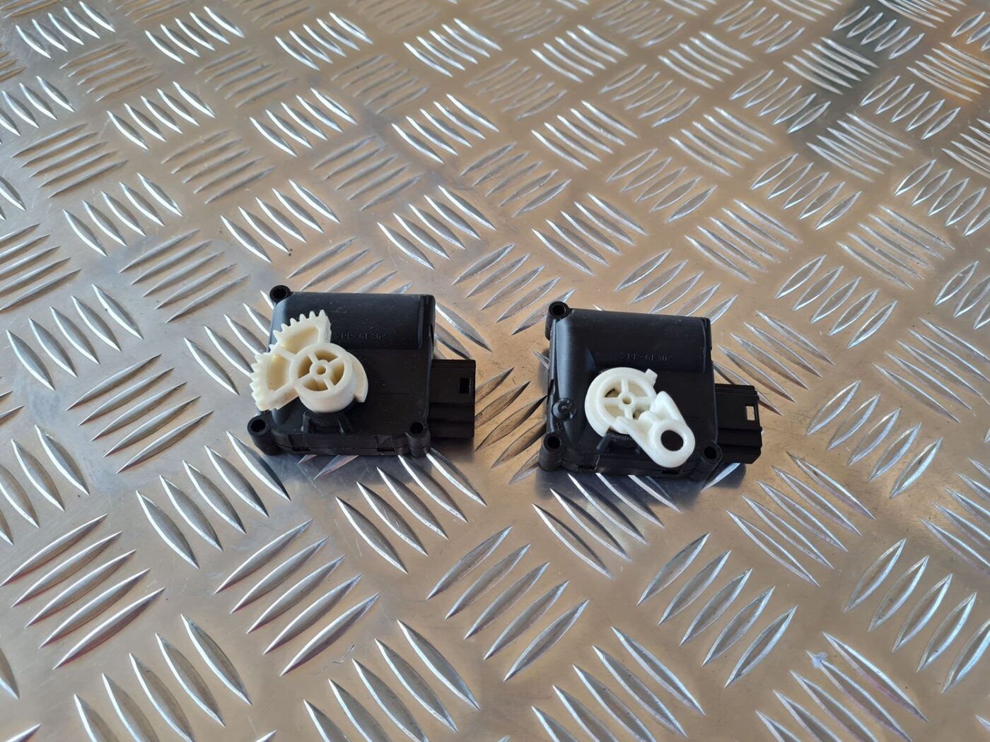 Apsildes sistēmas aktuators priekš AUDI A6 2008 4 Apsildes sistēmas aktuators priekš AUDI A6 2008