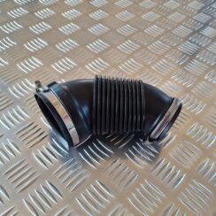 Gaisa filtra korpusa caurule priekš AUDI A6 2008