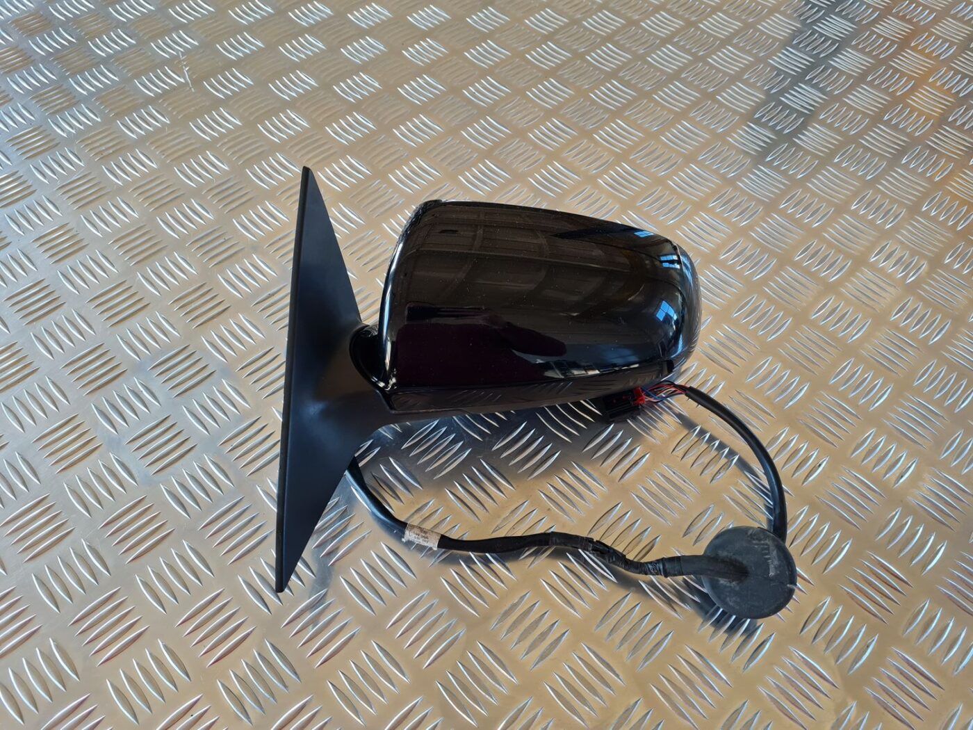 Ārējais spogulis, pa kreisi priekš AUDI A6 2008