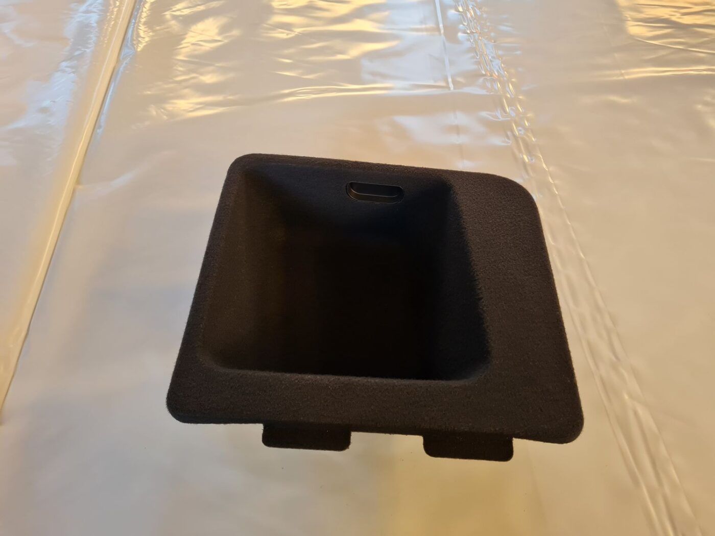 Mantu nodalījums bagāžniekā priekš AUDI A6 2008