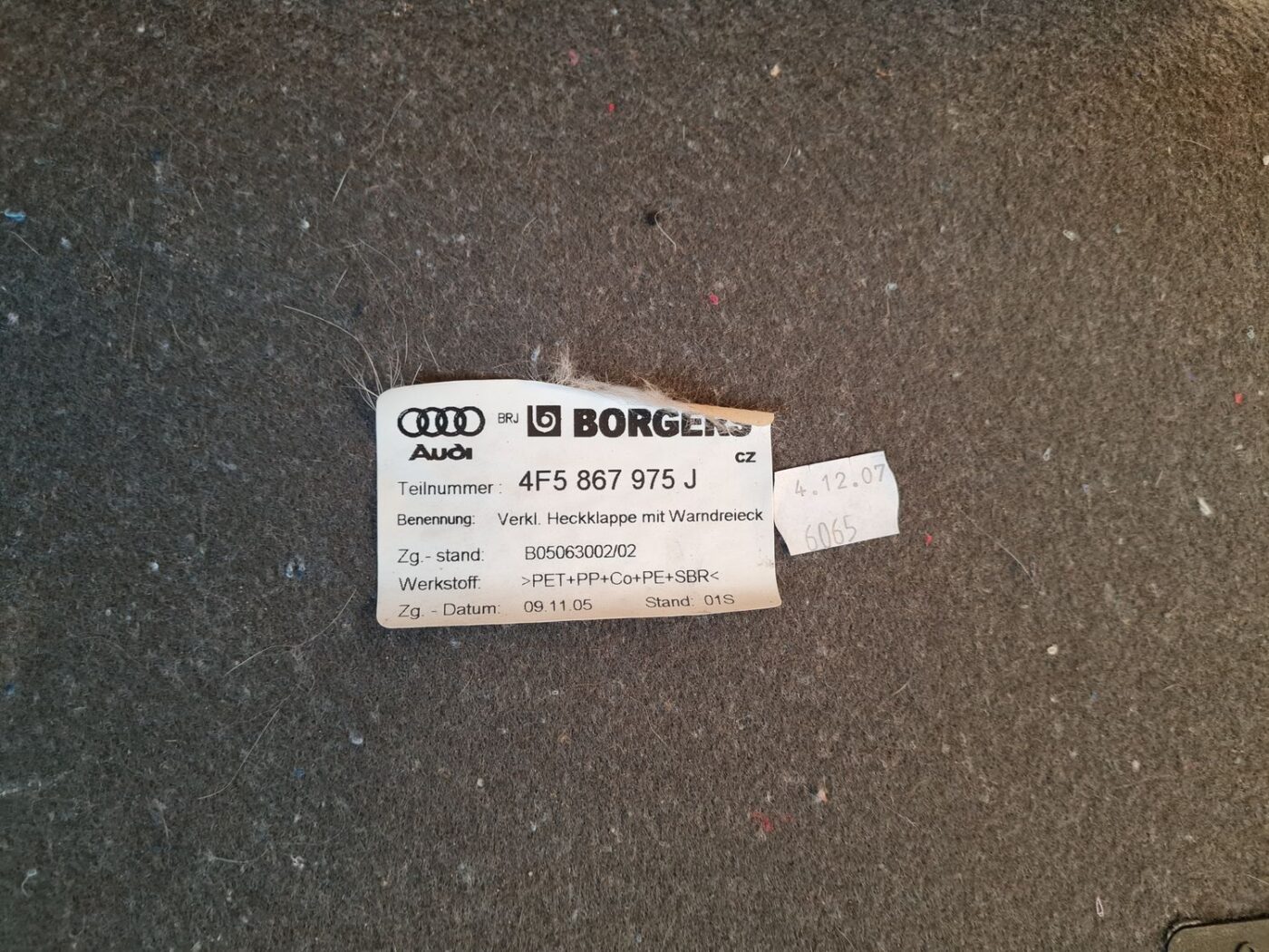 Bagāžnieka vāka liela apdare priekš AUDI A6 2008