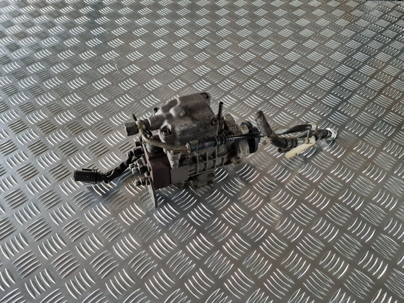 Augstspiediena degvielas sūknis priekš VW GOLF IV 1999