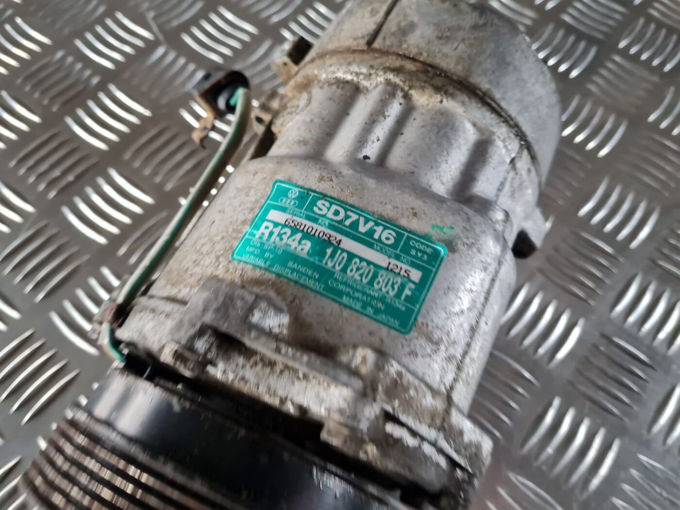 Gaisa kondicioniera kompresors priekš VW GOLF IV 1999