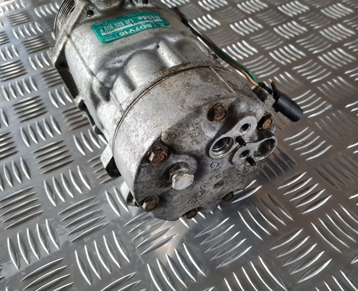 Gaisa kondicioniera kompresors priekš VW GOLF IV 1999