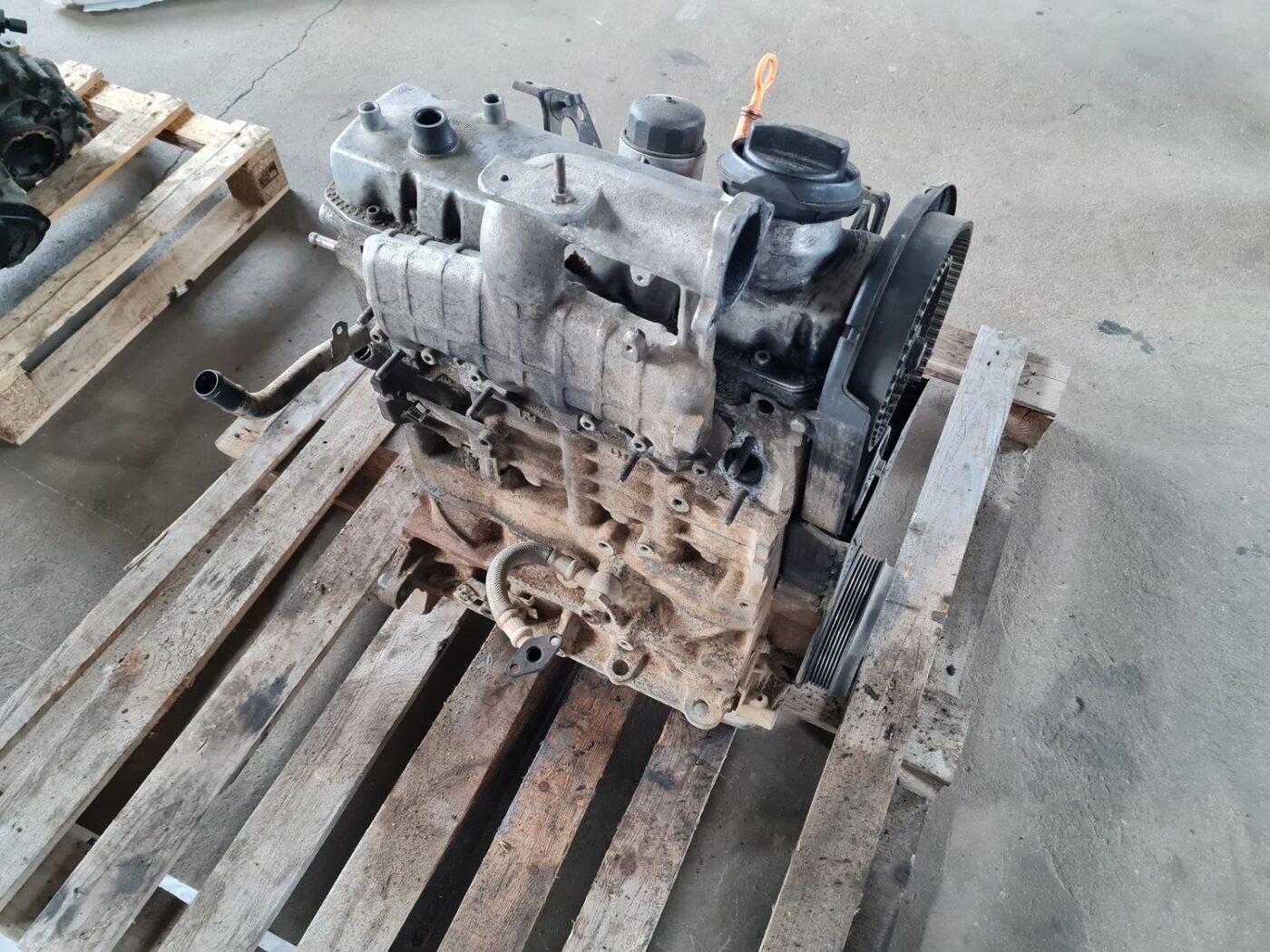 Dzinējs priekš VW GOLF IV 1999