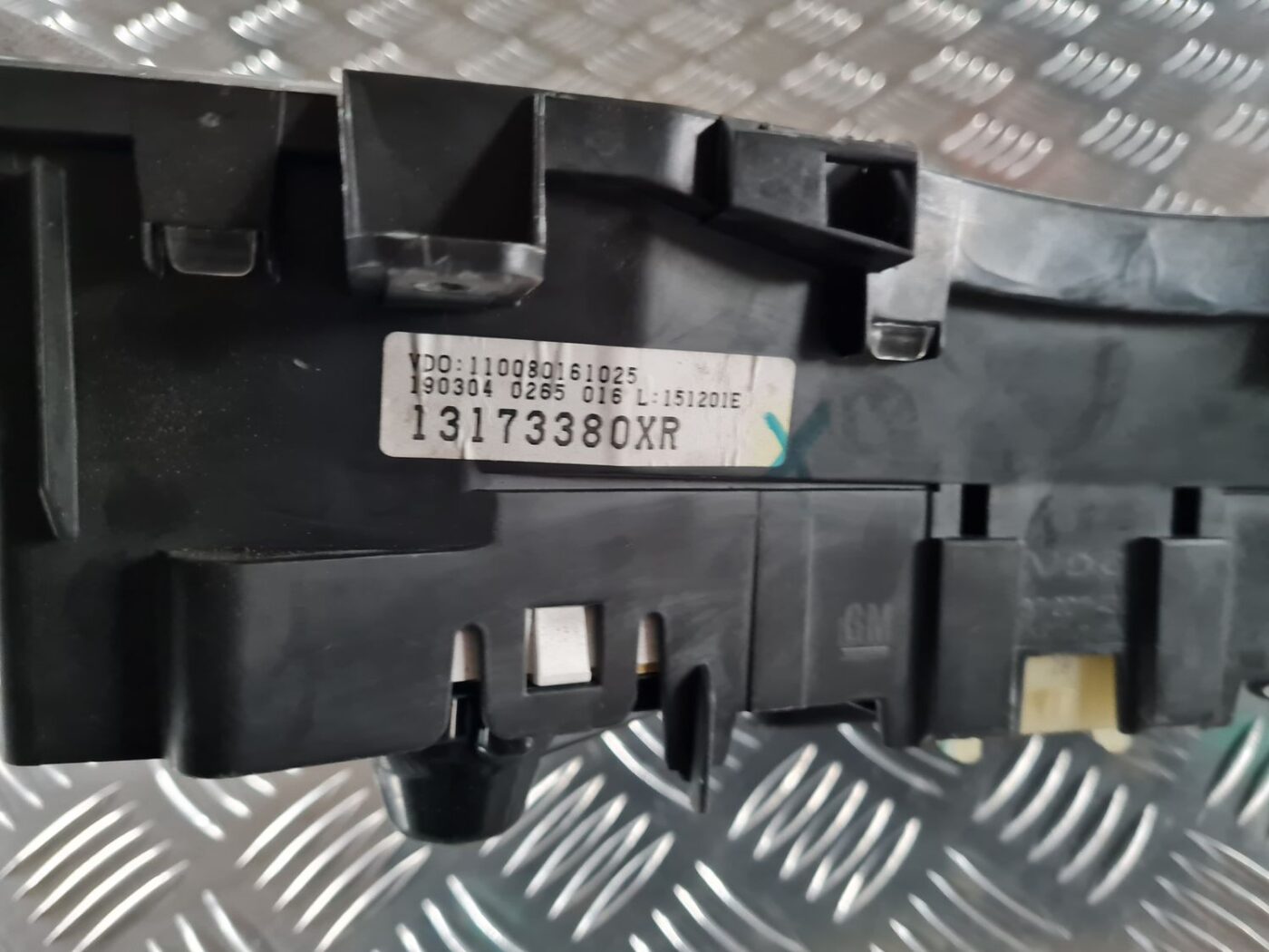 Spidometrs priekš OPEL MERIVA 2004 5 Spidometrs priekš OPEL MERIVA 2004