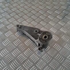 Dzinēja spilvens priekš OPEL MERIVA 2004